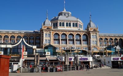 Scheveningen oder Zandvoort: Welcher Strand ist besser